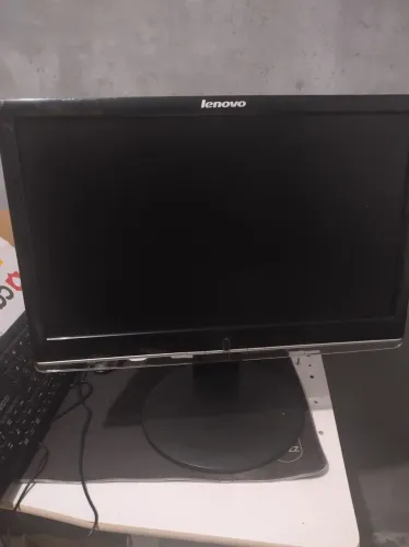 Monitor 19" lenovo