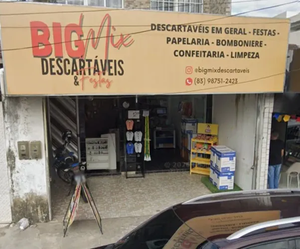 Aluga-se ponto comercial na rua engenheiro de Carvalho 125 centro bayeux prox. a casa pio