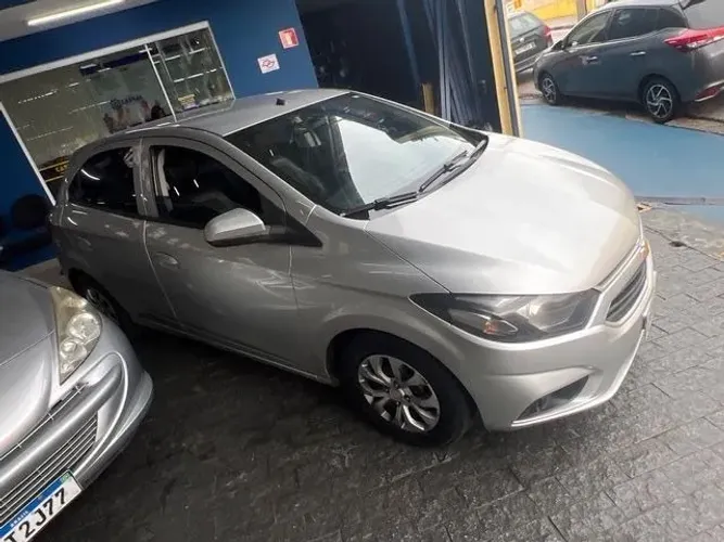 Chevrolet Onix Hatch LT 1.0 8V Flex Mec. 4P 2019