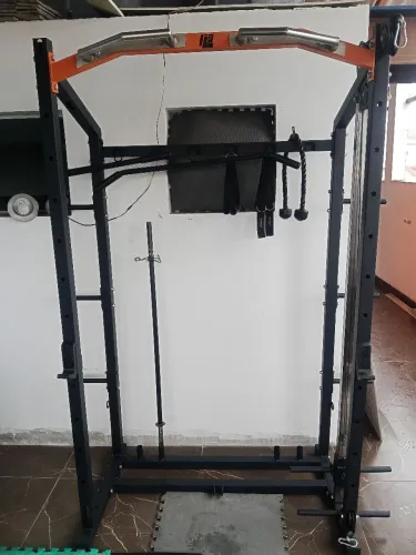 Rack de musculação multifuncional 