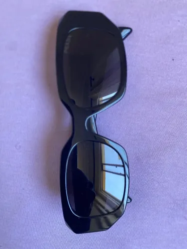 Óculos de sol Prada Symbole (modelo SPR 17W-F)
