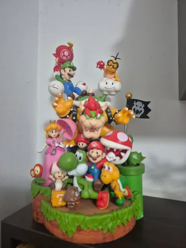 Diorama Super Mario e CIA