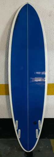 Prancha de surf modelo Mid marca LinesUp tamanho 7.0