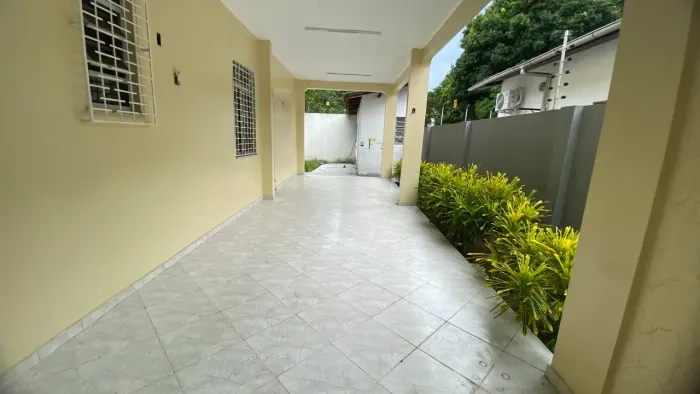 Casa V8 - Jardim Espanha 3  Efigênio Sales próximo: Aleixo/  Adrianopolis/ Morada Do Sol