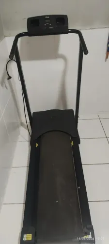 Esteira elétrica Dream Fitness Concept 1600 cor preto