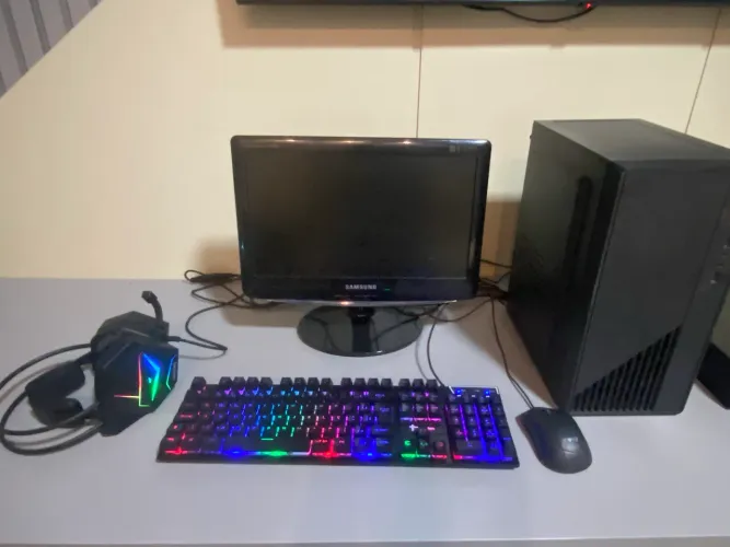 PC Gamer Básico i5 + 16GB RAM + SSD + Periféricos + Monitor Samsung