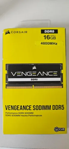 Vendo Memória RAM Corsair de notebook