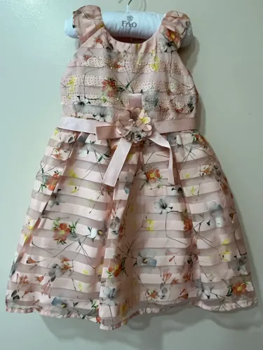 Vestidos Infantis diversas grifes