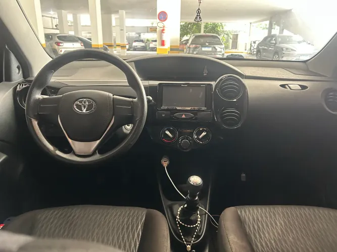 Toyota Etios X 1.3 Flex 16V 5P Mec. 2020