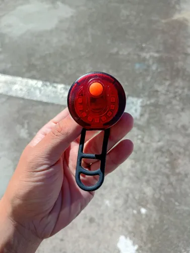 Lanterna traseira para bicicleta