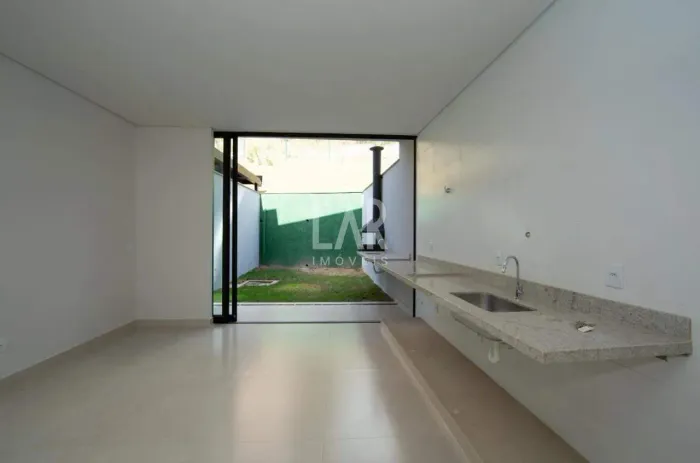 Casa à venda, 2 quartos, 1 suíte, 2 vagas, Estoril - Belo Horizonte/MG