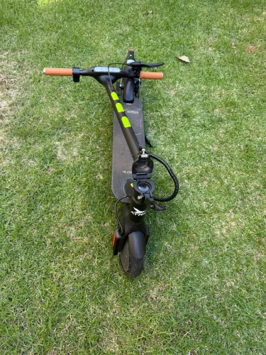PATINETE ELETRICO URBAN X 8.5 POL 350W 23