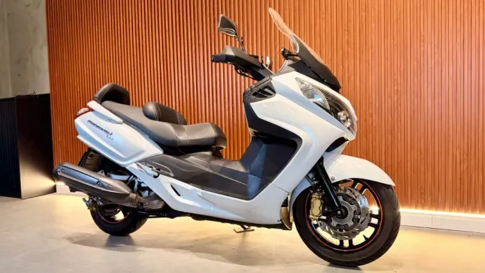 DAFRA MAXSYM 400i 2015