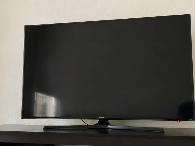 Tv 55 Samsung 4K vai com rack