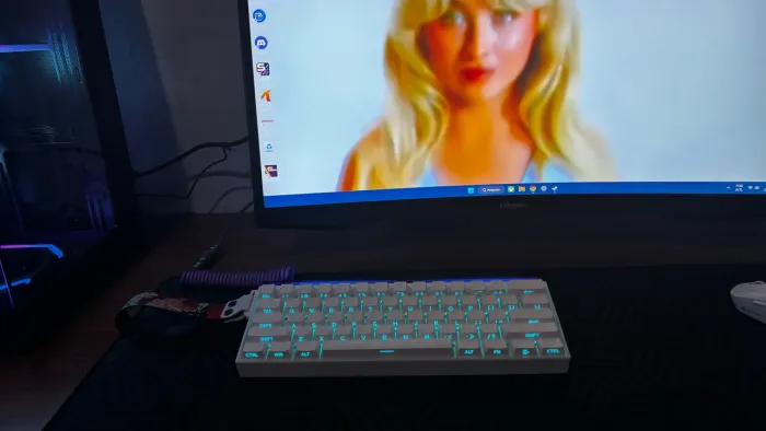 Teclado Magnético Akko Veekos Shine60 HE Switch Magnético 8000hz