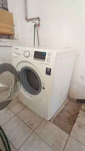 Lava e seca