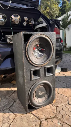 Caixa de som para carro 