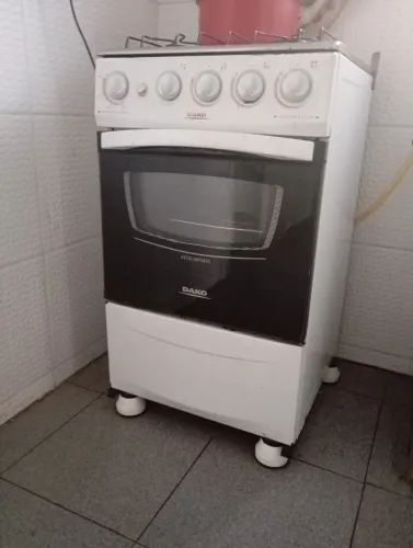 Vende- se fogão 4 bocas