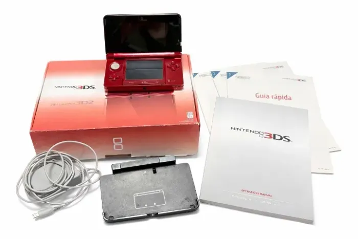 Nintendo 3DS Standart Flame Red