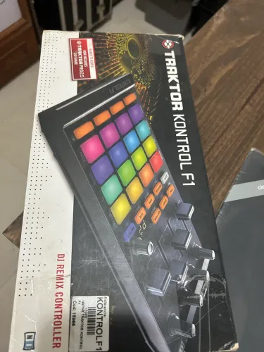 Traktor Kontrol F1