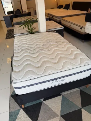 Colchão de Viúvo ORTOBOM SEMINOVO TOP - Entrego!