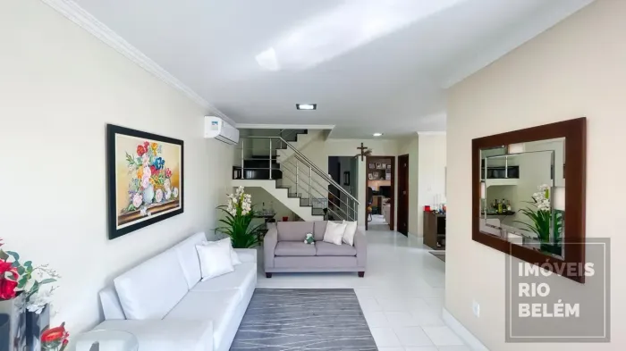 Casa  Cidade Jardim 2, 205m², 5 Quartos sendo 4 Suítes, 2 vagas  Tapanã  Belém PA