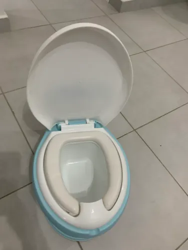 Troninho da infantil.