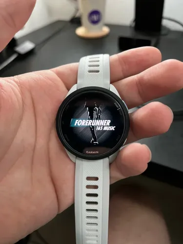 Garmin Forerunner 165 Music Branco