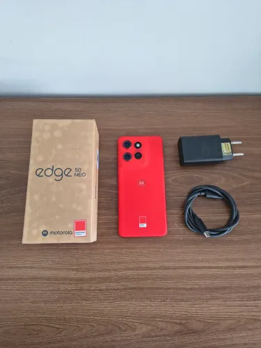 Motorola Edge 50 Neo 256GB - 8GB+4GB RAM