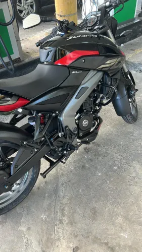 BAJAJ DOMINAR 200 2025 18900km na GARANTIA