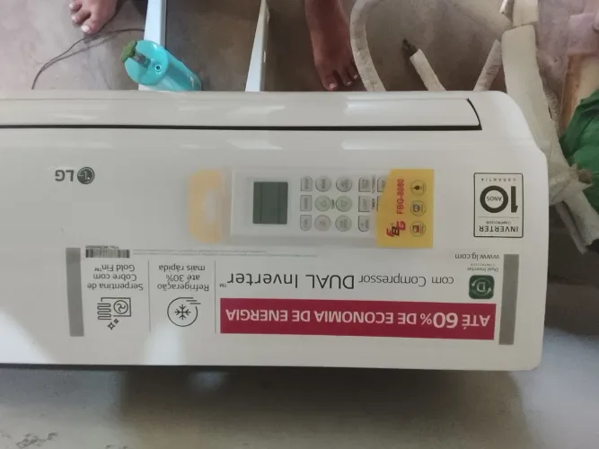 Vende-se central de ar LG dual inverter 9000btus