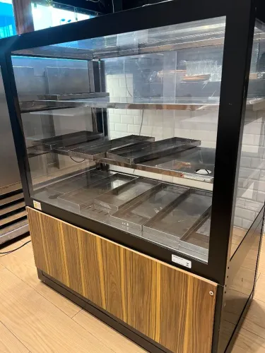 DBQ1.0 - Balcão Quente para salgados 1,0m Preto - 220V - Omega