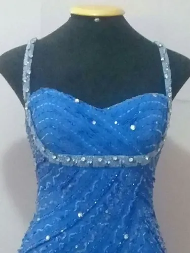 Vestido de festa azul royal 