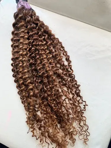 cabelo humano/ cacheado loiro mel 65 cm