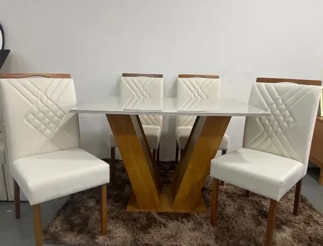 Sala de Jantar Clássica 4 Cadeiras OPORTUNIDADE tt43