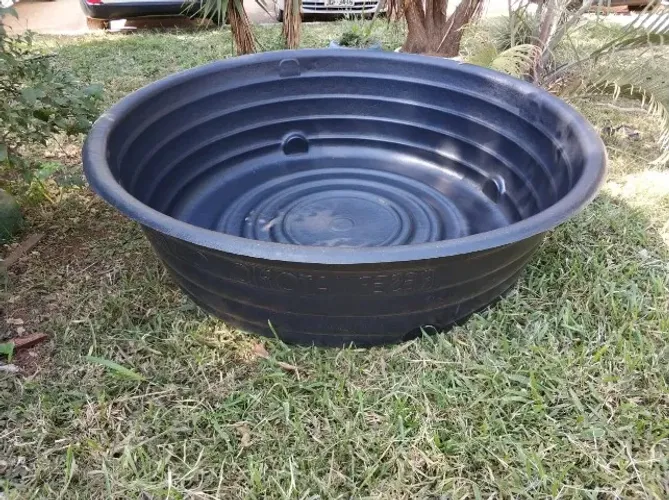 Bebedouro Australiano 900 litros Preto Novo Super Resistente 
