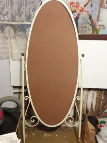 Base de ferro pra espelho.