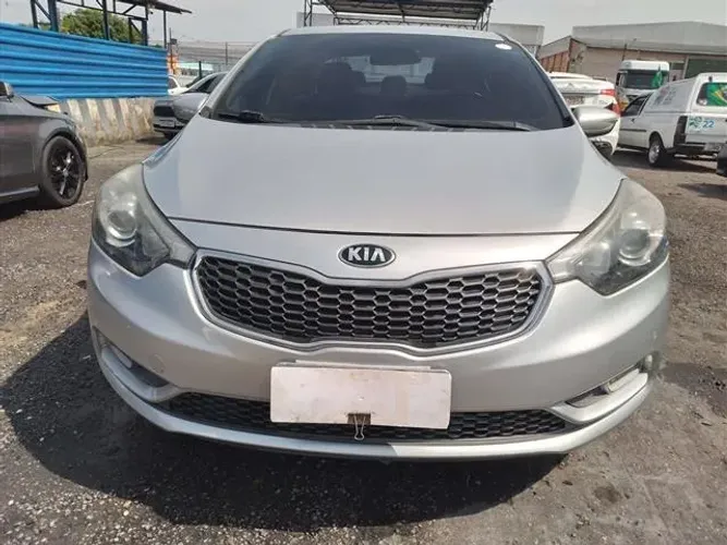 SUCATA KIA CERATO 2015