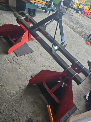 Sulcador 2 linhas para trator