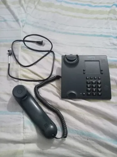 Telefone Fixo com Fio e telefone fixo sem fio