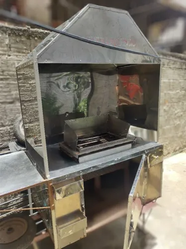 Churrasqueira Industrial (Usa Carvão) em Aço Inox