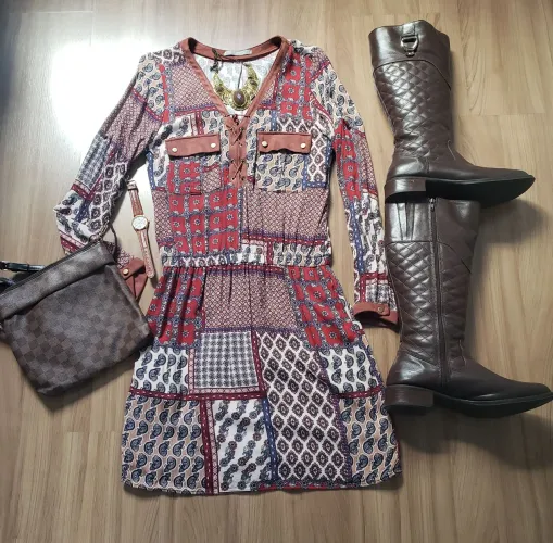 Vestido manga comprida. Ler descrição