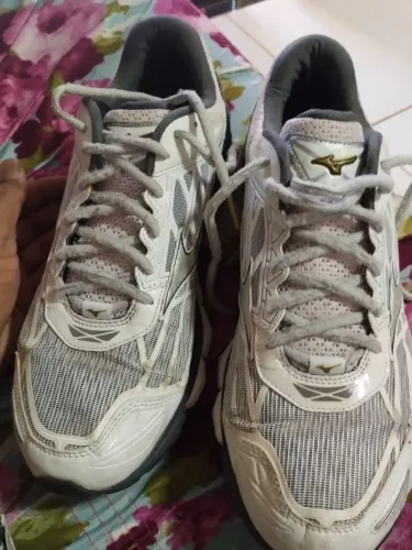 Tênis Mizuno Wave - Conforto e Estilo