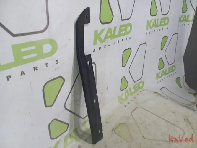 Acabamento Guarda Pó Esquerdo Caçamba Ford Ranger 94/97 C/ Pequeno Rasgo