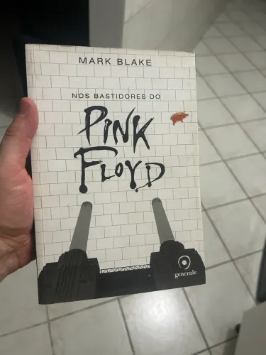 Livro Nos Bastidores do Pink Floyd - usado