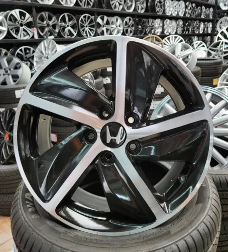Jogo de rodas HRV originais aro 17 5x114