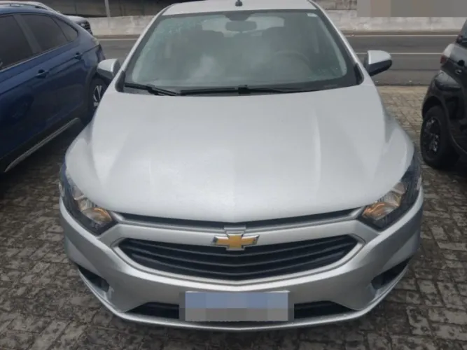 ONIX 1.0 LT 2019. Daniel Oliveira