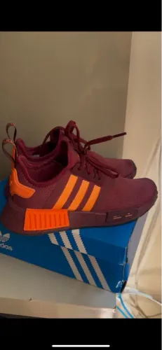 Tênis Adidas NMD R1