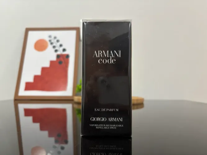 ARMANI CODE EAU DE PARFUM 125 ML - PERFUME MASCULINO + AMOSTRA DE BRINDE