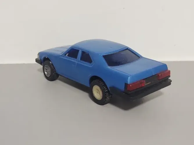 Monza Glasslite anos 80 raridade